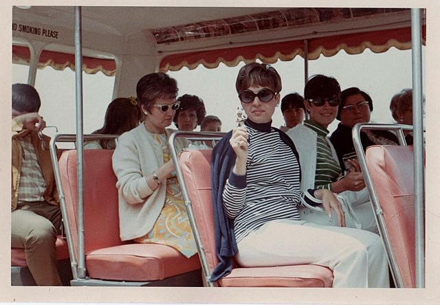 1960s tour bus - On Vacation