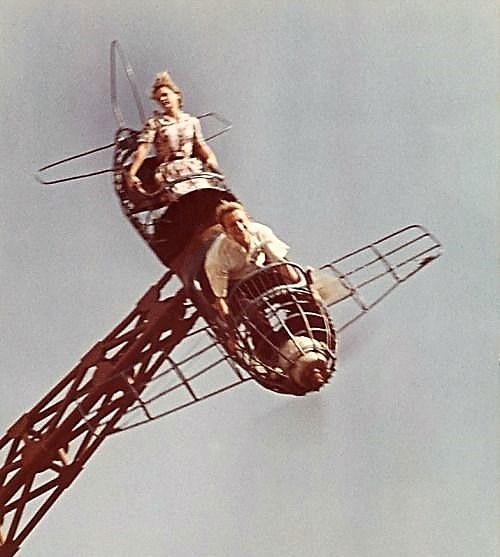 Early 60s carnival ride - Recreation
