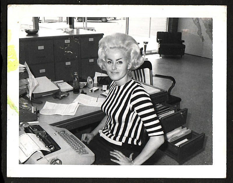 60s secretary - At Work