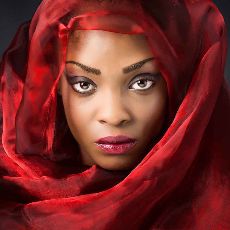Red Shawl - COLOUR PORTRAITS