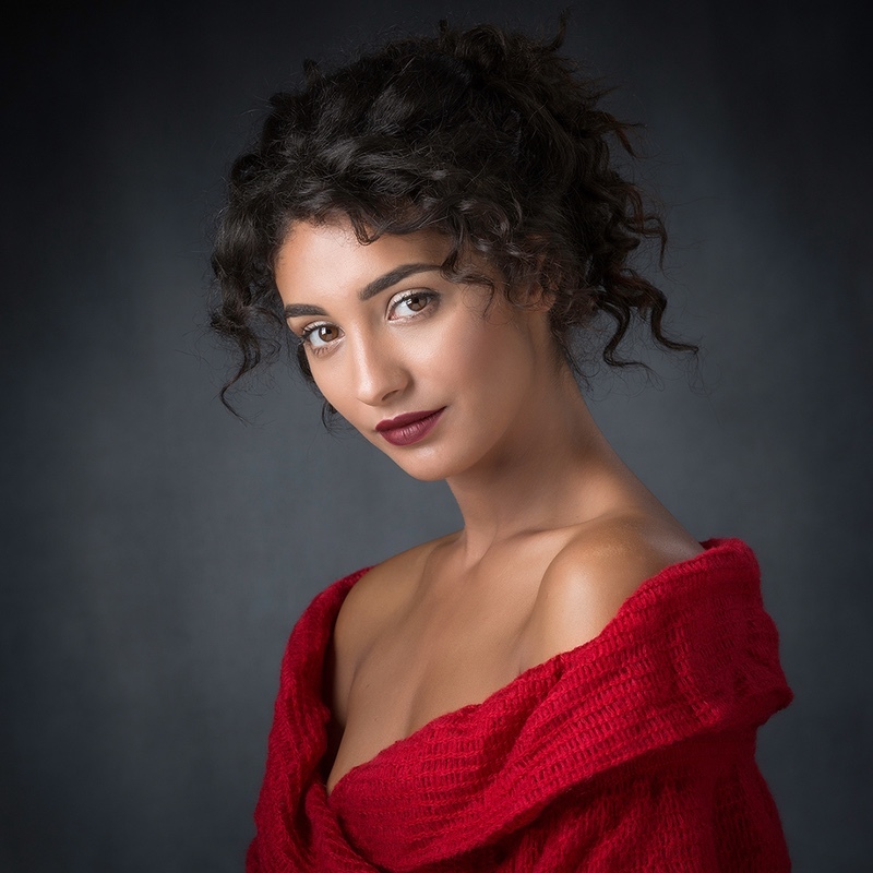 Mischkah in Red - COLOUR PORTRAITS