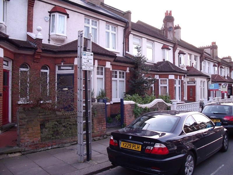 Foulser Road - London
