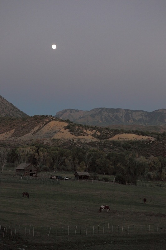 Colorado moonrise, 21 September 2010 - Way Out West