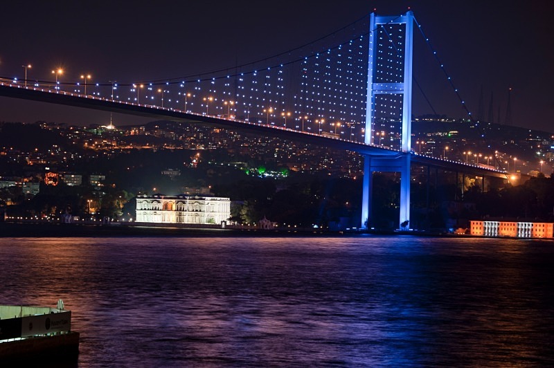 Bridge over Bosphorus - Istambul