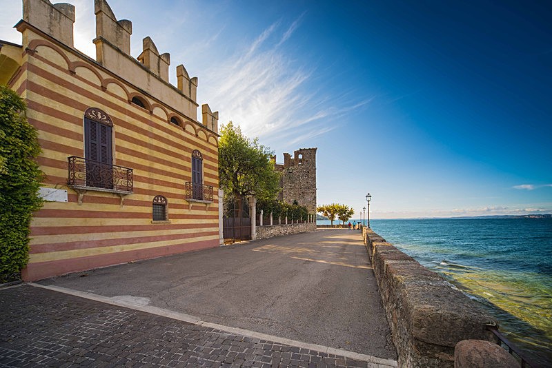 Lake front Torri del Benaco - Italy