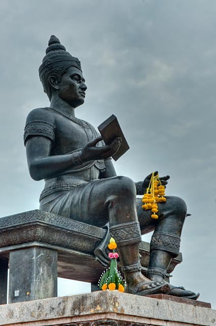 Reading Buddha - Sukkothai - Thailand