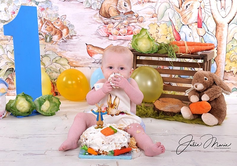 Peter Rabbit boy - Cake Smash