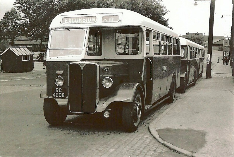 RC 4608  19 - TRENT MOTOR BUSES