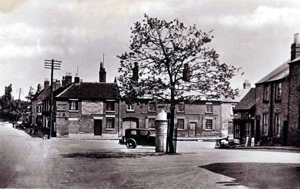 Mickleover Square 374 - OLD PHOTOS OF DERBY