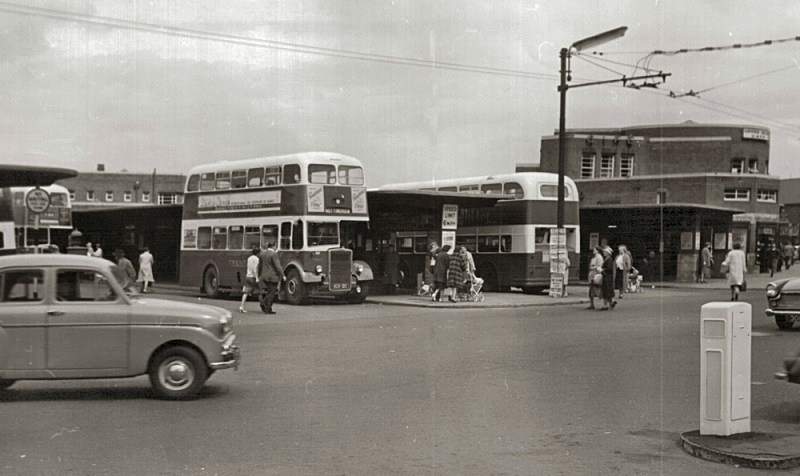 Derby Bus Station 16 - TRENT MOTOR BUSES