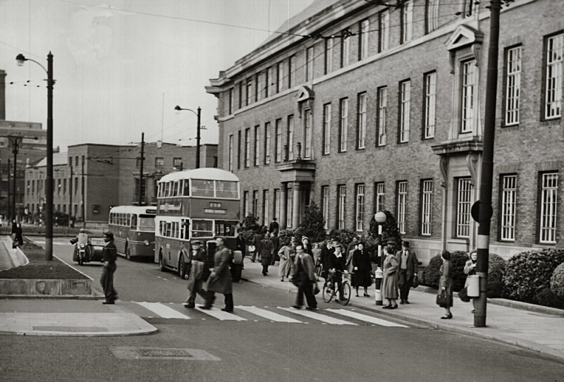 Corporation Street Derby 13 - TRENT MOTOR BUSES