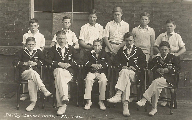 Derby School Junior XI 1934 29 - DERBY GRAMMAR SCHOOL