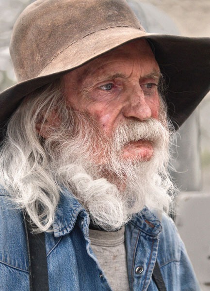 Don - PORTRAITS AND CANDIDS