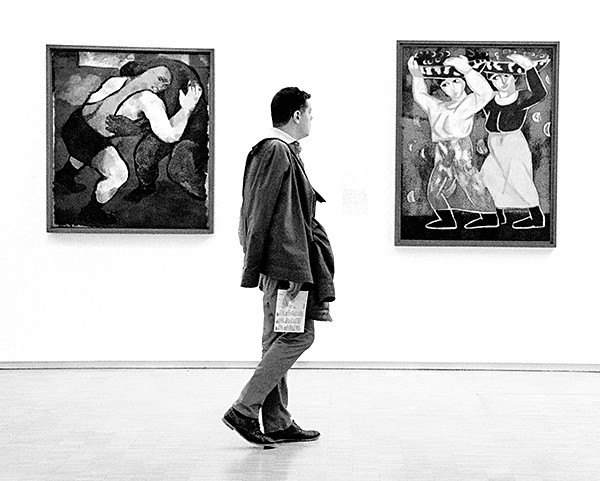 P1091 - PORTRAITS AND CANDIDS