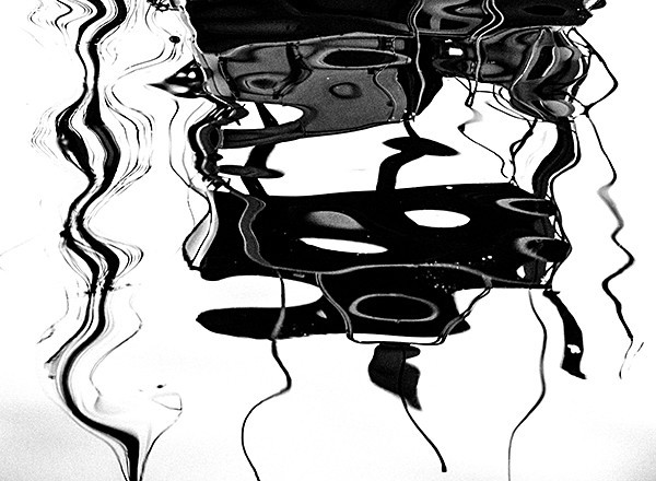 AD1205 - REFLECTIONS & SHADOWS