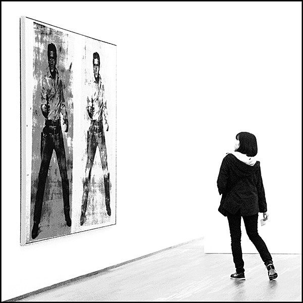 P1087 - PORTRAITS AND CANDIDS