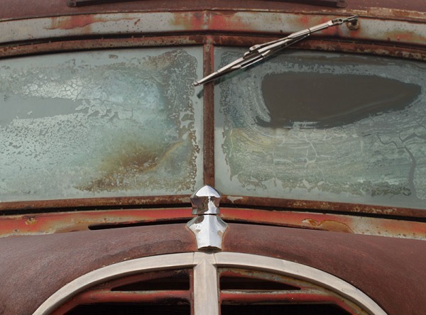 AD545 - PARTS OF VEHICLES