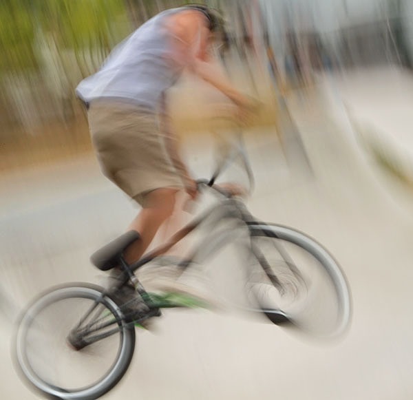 skatepark 7 - PEOPLE IN MOTION