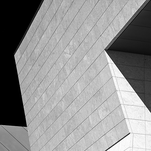 A423 - ARCHITECTURAL GRAPHICS