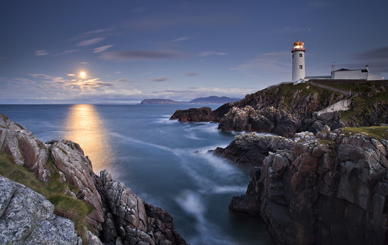 By The Light Of The Moon - Co Donegal