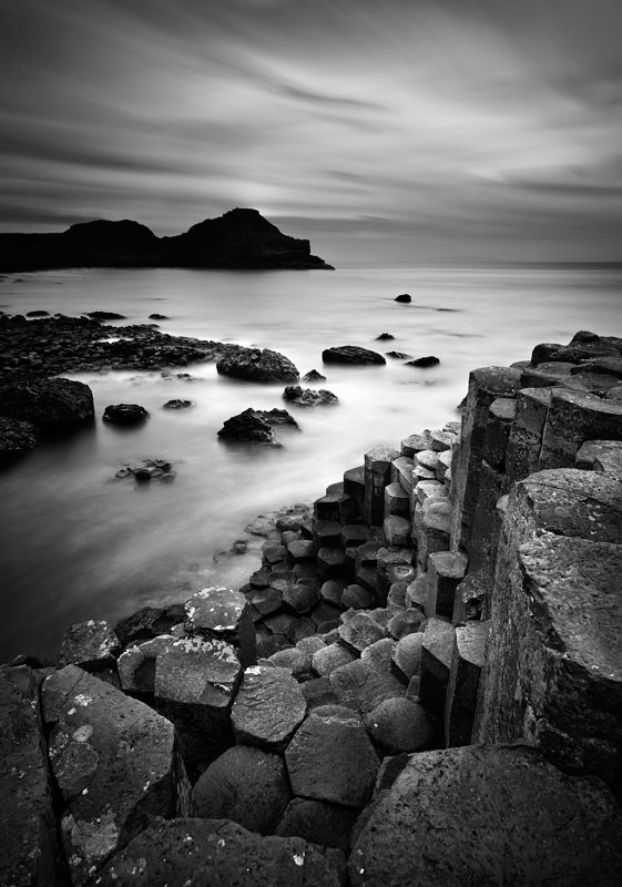 Giants Causeway Mono - Black & White