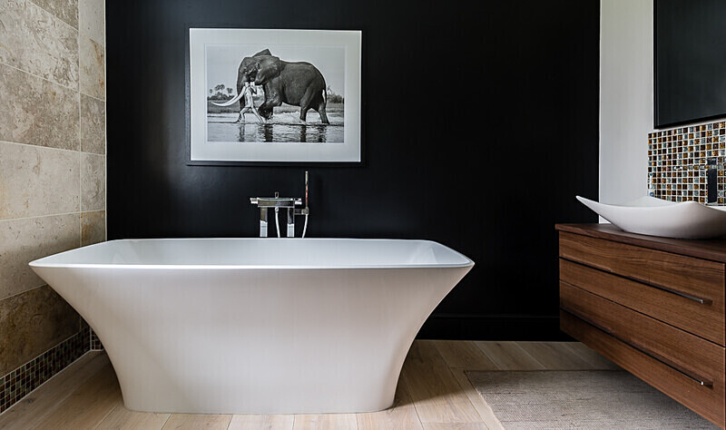  - Property & Interiors