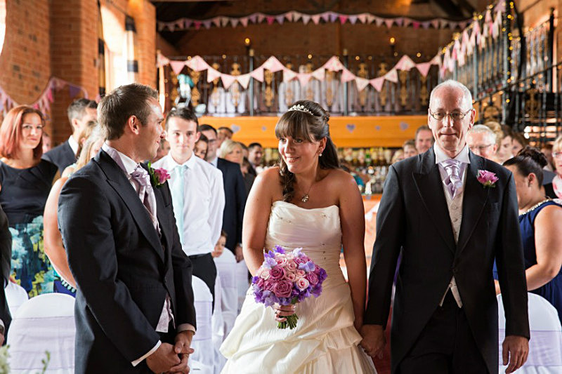 - Ingon Manor courtesy of Wedding Photography by Hannah