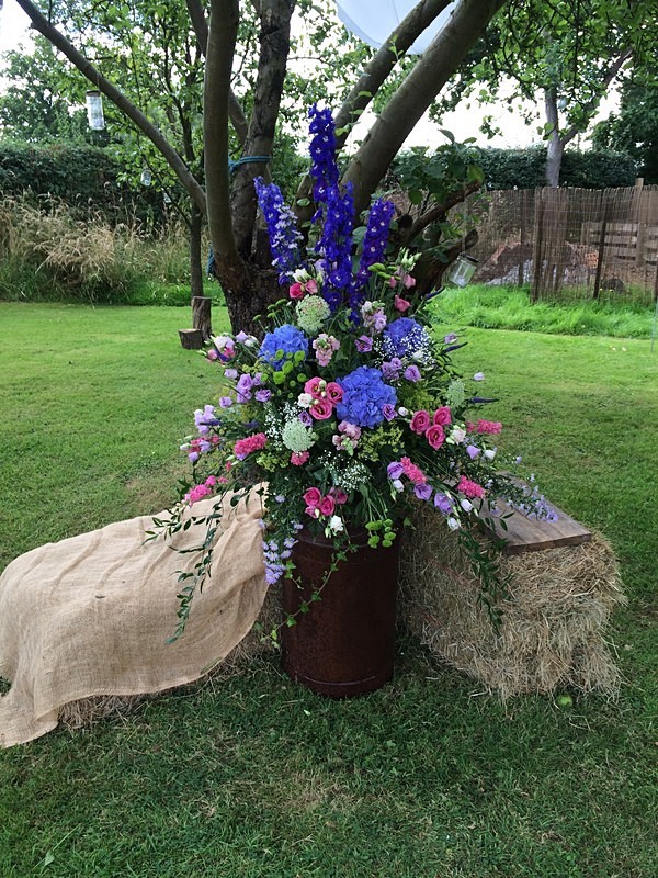  - Vintage Country Weddings