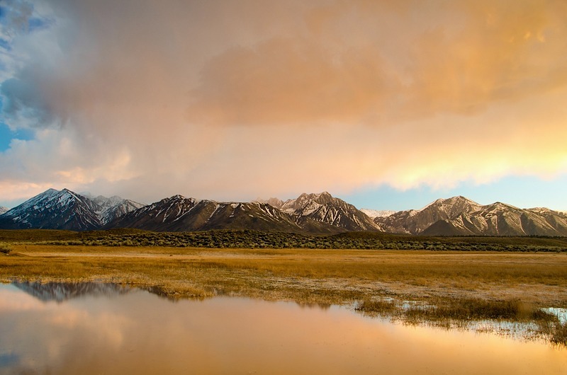 Alkali Pond sunset - Mountains