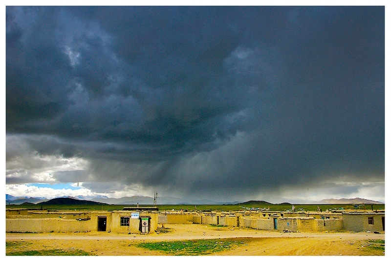 Thunderstorm in Tibet - Our World