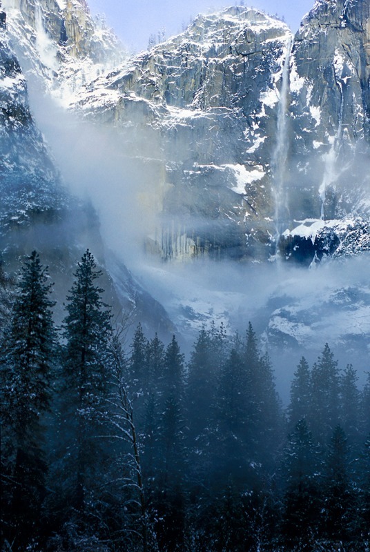 Yosemite Falls in Winter - Mountains