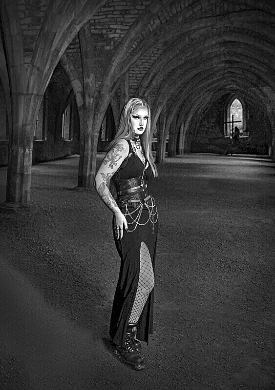 ZEL-3370 - edit 1 - MONO  - GOTHIC - ZEL