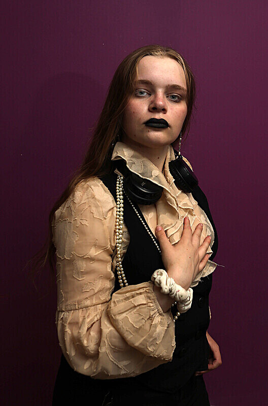 1C3A4192 - RACE THE WAVES - GOTHS ETC
