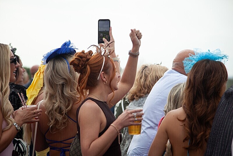 PONTEFRACT RACE 2025-9491 - PONTEFRACT RACES - LADIES DAY 2025
