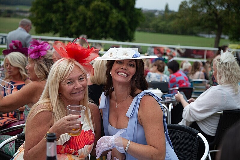 PONTEFRACT RACE 2025-9355 - PONTEFRACT RACES - LADIES DAY 2025