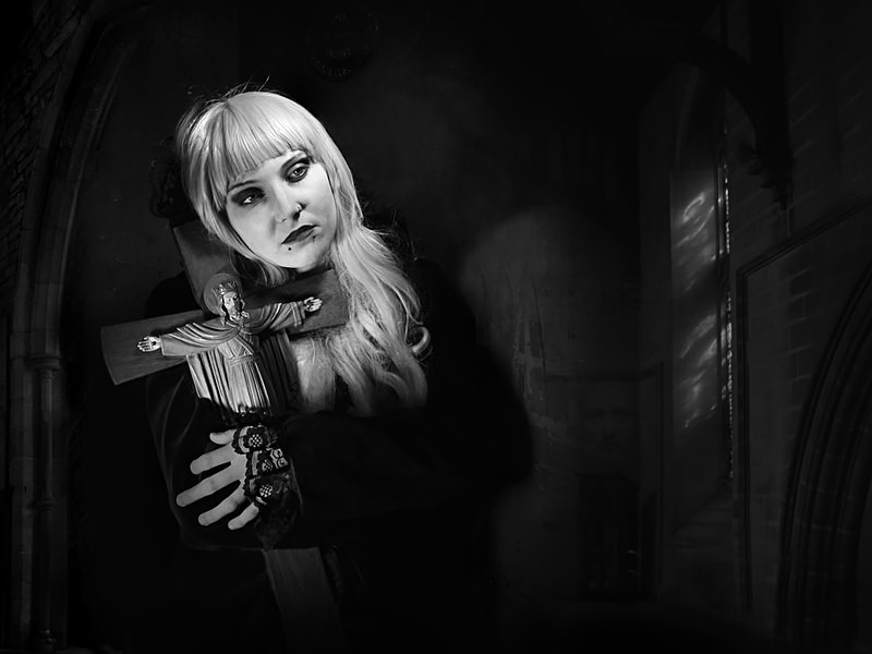  - FEMALE PORTRAITS - GENERAL
