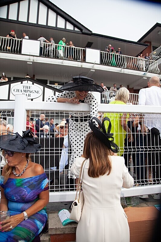 PONTEFRACT RACE 2025-9441 - PONTEFRACT RACES - LADIES DAY 2025