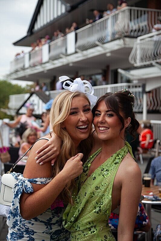PONTEFRACT RACE 2025-9316 - PONTEFRACT RACES - LADIES DAY 2025