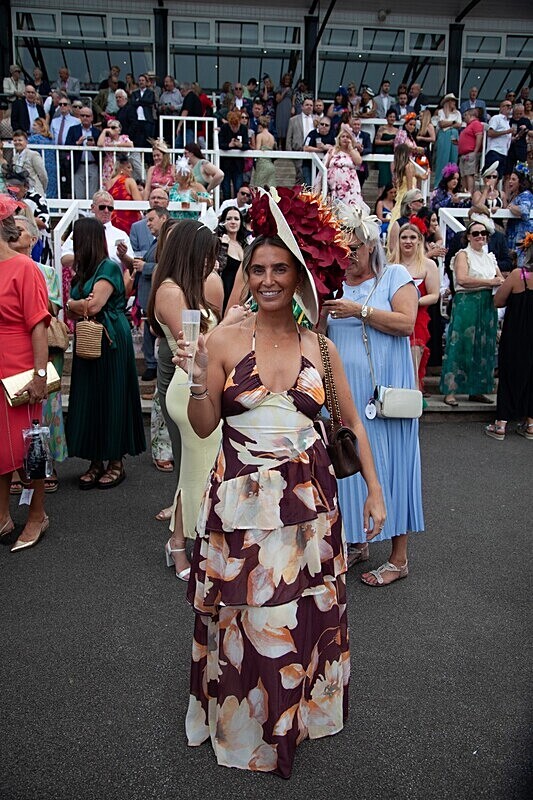 PONTEFRACT RACE 2025-9330 - PONTEFRACT RACES - LADIES DAY 2025