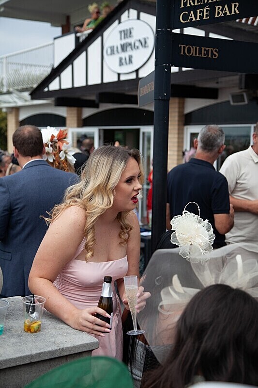 PONTEFRACT RACE 2025-9455 - PONTEFRACT RACES - LADIES DAY 2025