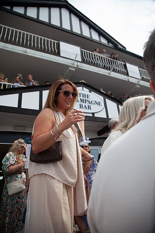 PONTEFRACT RACE 2025-9132 - PONTEFRACT RACES - LADIES DAY 2025