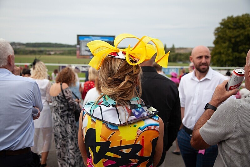PONTEFRACT RACE 2025-9483 - PONTEFRACT RACES - LADIES DAY 2025