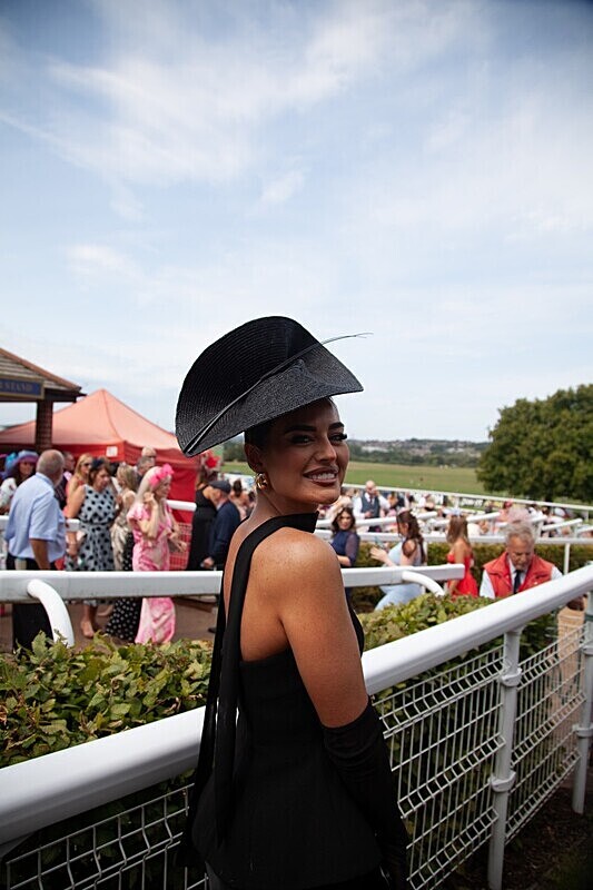 PONTEFRACT RACE 2025-9144 - PONTEFRACT RACES - LADIES DAY 2025