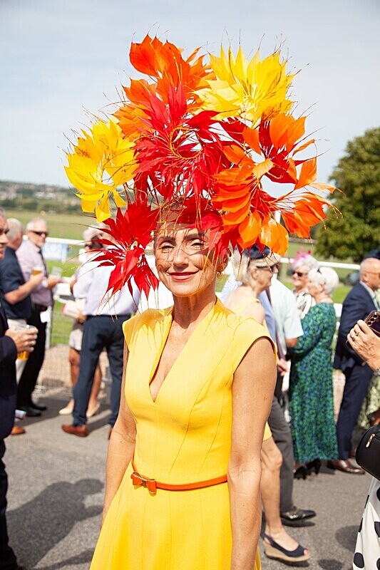 PONTEFRACT RACE 2025-9129 - PONTEFRACT RACES - LADIES DAY 2025