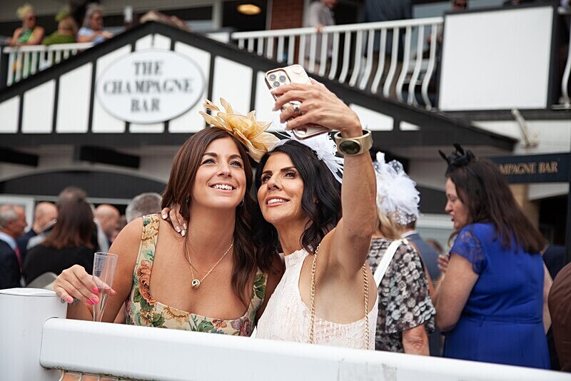 PONTEFRACT RACE 2025-9453 - PONTEFRACT RACES - LADIES DAY 2025