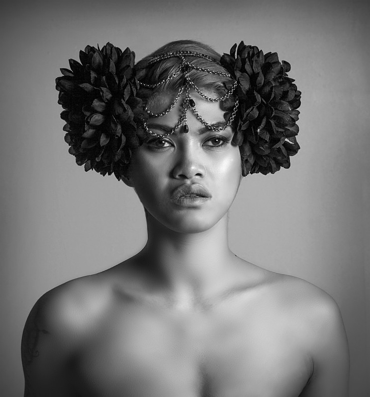  - FEMALE PORTRAITS - GENERAL