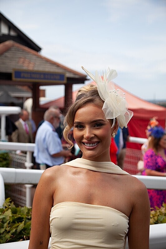 PONTEFRACT RACE 2025-9145 - PONTEFRACT RACES - LADIES DAY 2025