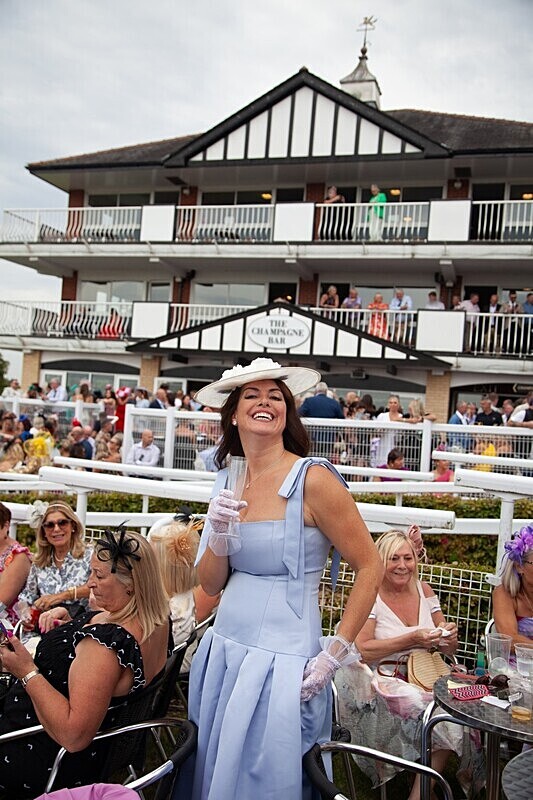 PONTEFRACT RACE 2025-9380 - PONTEFRACT RACES - LADIES DAY 2025