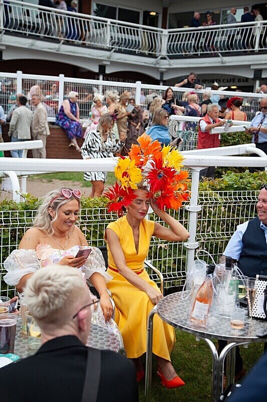PONTEFRACT RACE 2025-9251 - PONTEFRACT RACES - LADIES DAY 2025