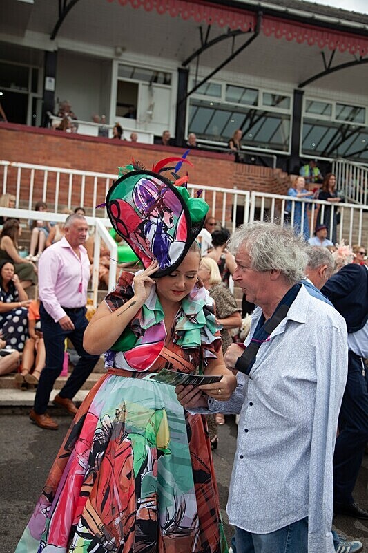 PONTEFRACT RACE 2025-9279 - PONTEFRACT RACES - LADIES DAY 2025